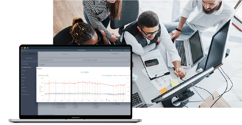 Un grupo de profesionales está en una oficina alrededor de una mesa con ordenadores trabajando, en primera plano vemos un portátil con una interfaz que muestra una interfaz con gráficas y datos.