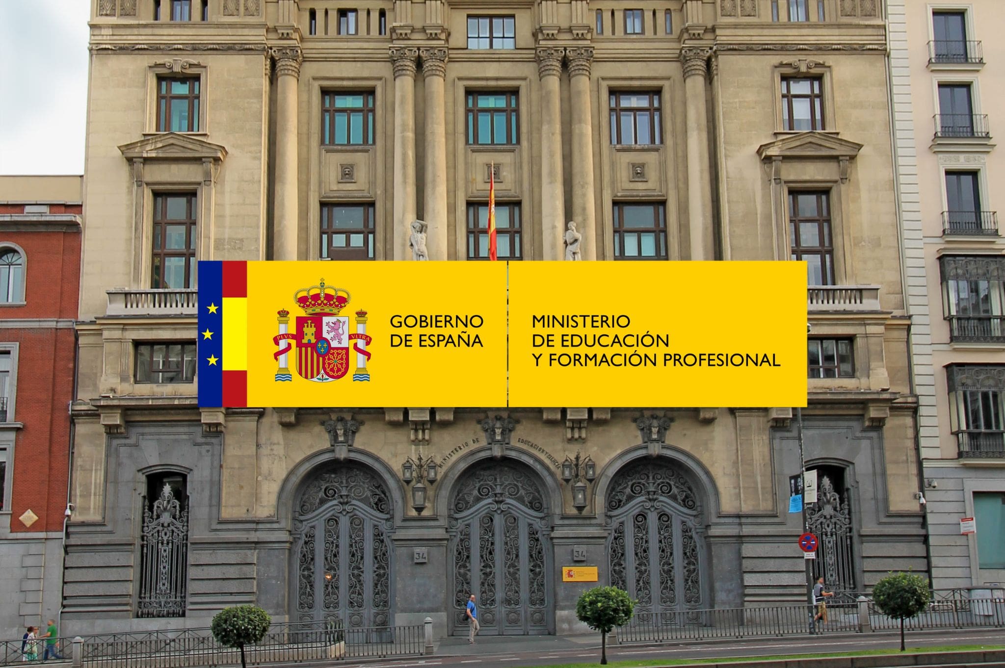 Facade of the Ministry of Education and Vocational Training with the institutional logo superimposed on it
